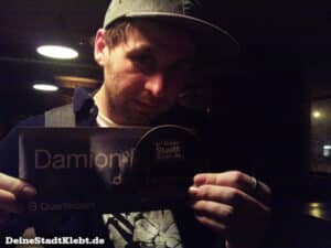 Damion Davis verklebt alles “Querfeldein”