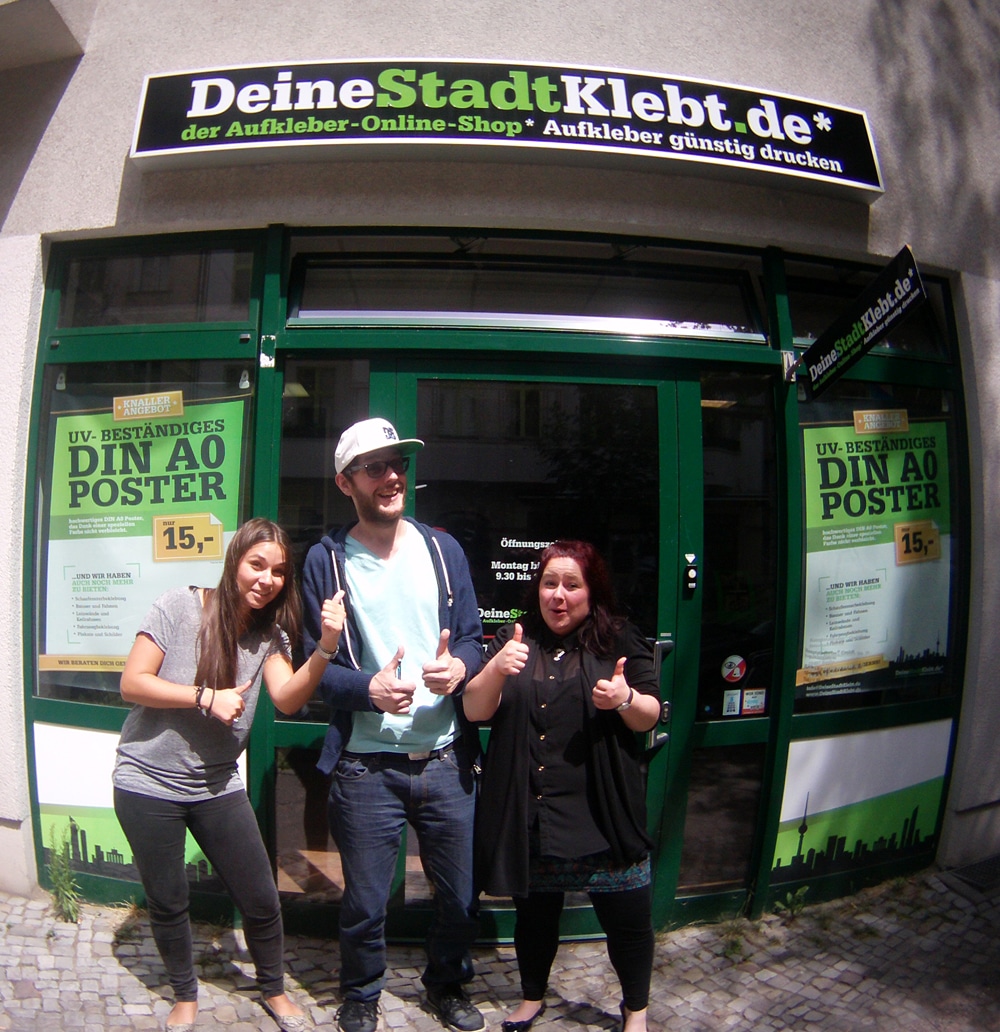 Wir haben Zuwachs! 1 Alina Sven Sarah