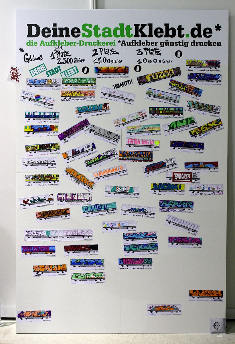 DeineStadtKlebt.de auf der Hip Hop Convention 2015 2 ausgemalte Trains