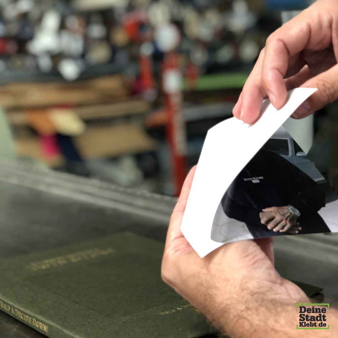 „Behind The Scenes“ beim Hardcover-Druck 7 BSTN-Lookbook