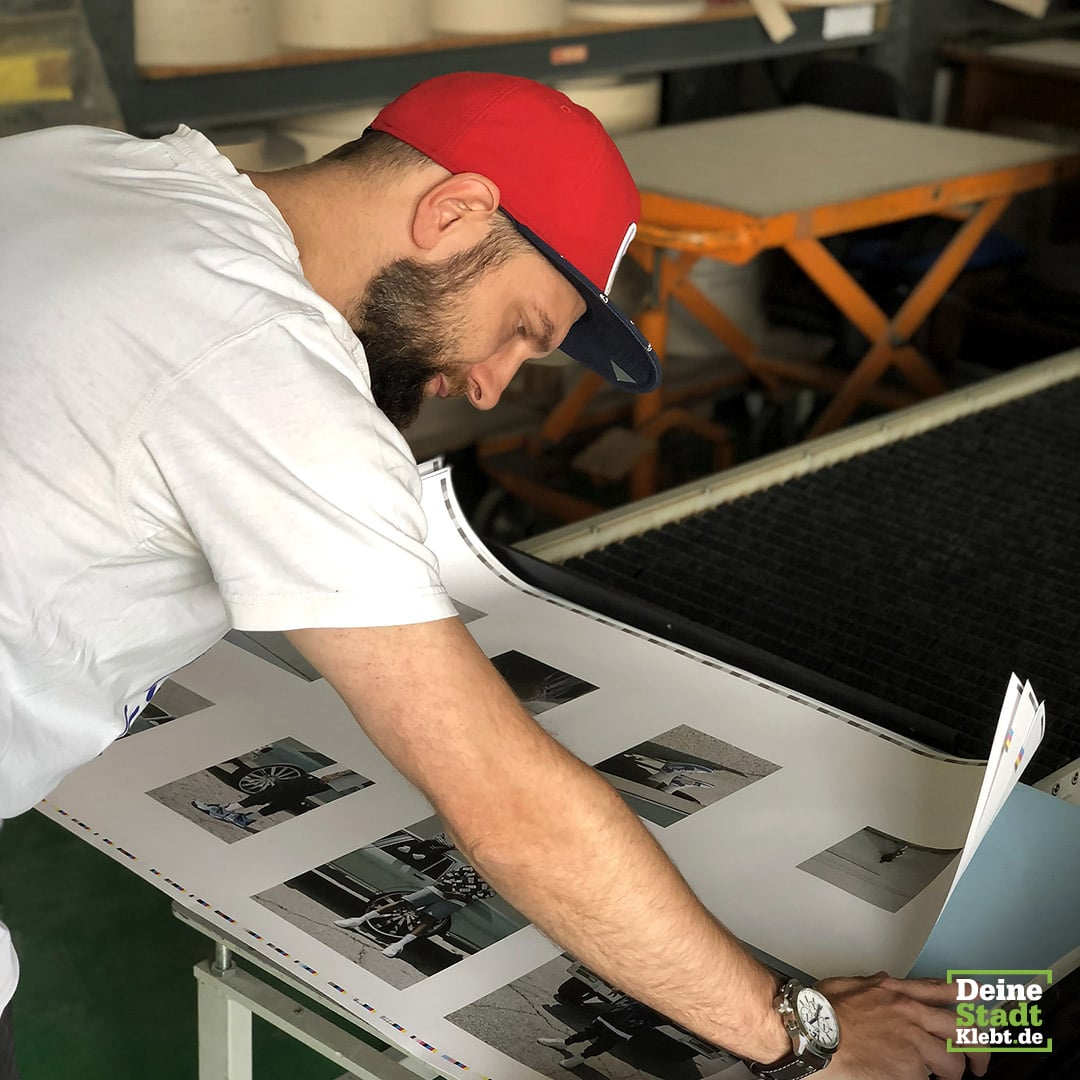 „Behind The Scenes“ beim Hardcover-Druck 2 Bstn Lookbook 2